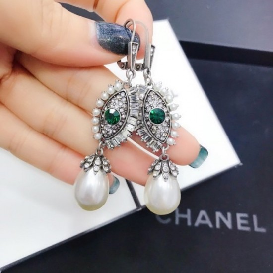 New fashionable 2022 ALEXANDER WANG Alexander Wang earrings New fashionable 2022 ALEXANDER WANG Alexander Wang earrings