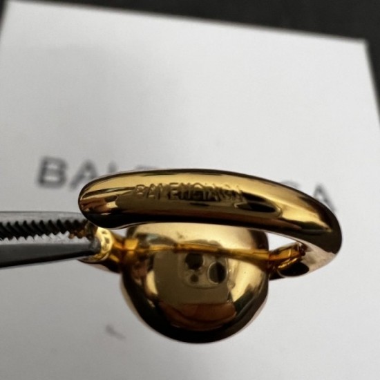Various choices 2022 BALENCIAGA Balenciaga earrings Various choices 2022 BALENCIAGA Balenciaga earrings