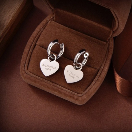 Popular original 2022 BALENCIAGA Balenciaga earrings Popular original 2022 BALENCIAGA Balenciaga earrings