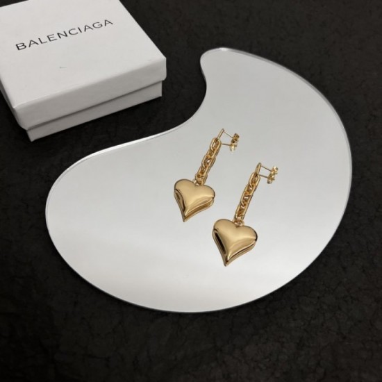 Hottest Japan not in stock 2022 BALENCIAGA Balenciaga earrings Hottest Japan not in stock 2022 BALENCIAGA Balenciaga earrings