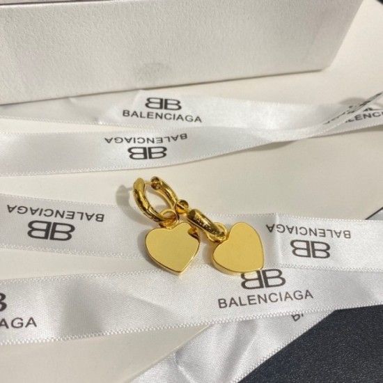 New model announced 2022 BALENCIAGA Balenciaga earrings New model announced 2022 BALENCIAGA Balenciaga earrings