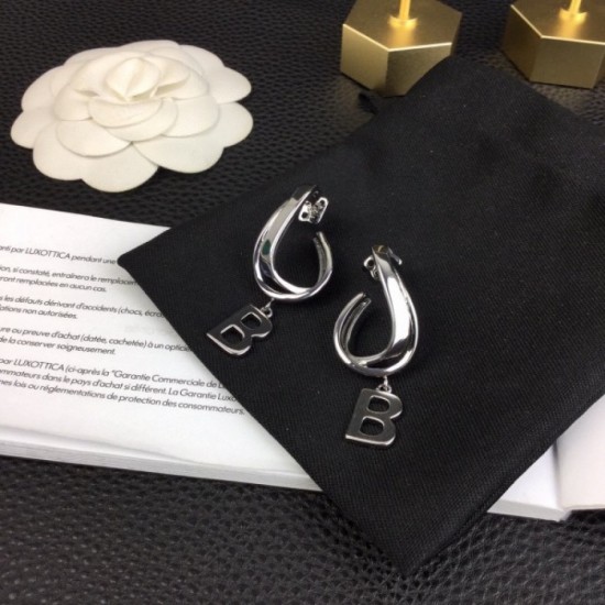 Overseas limited new BALENCIAGA Balenciaga 2022AW earrings Overseas limited new BALENCIAGA Balenciaga 2022AW earrings