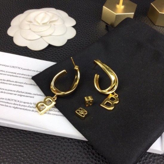 Overseas limited new BALENCIAGA Balenciaga 2022AW earrings Overseas limited new BALENCIAGA Balenciaga 2022AW earrings