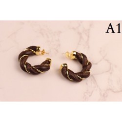 Support soars BALENCIAGA Balenciaga 2022AW earrings