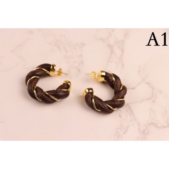 Support soars BALENCIAGA Balenciaga 2022AW earrings Support soars BALENCIAGA Balenciaga 2022AW earrings