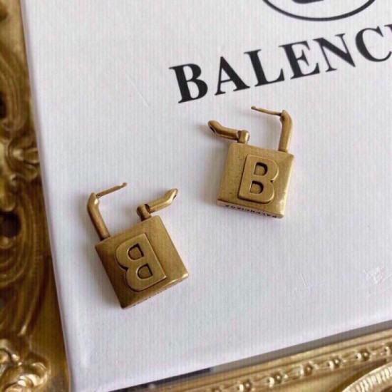 Seasonal item BALENCIAGA Balenciaga 2022AW earrings Seasonal item BALENCIAGA Balenciaga 2022AW earrings