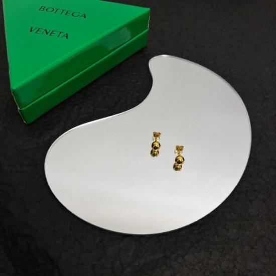 Sold out required 2022 BOTTEGA VENETA Bottega Veneta earrings Sold out required 2022 BOTTEGA VENETA Bottega Veneta earrings