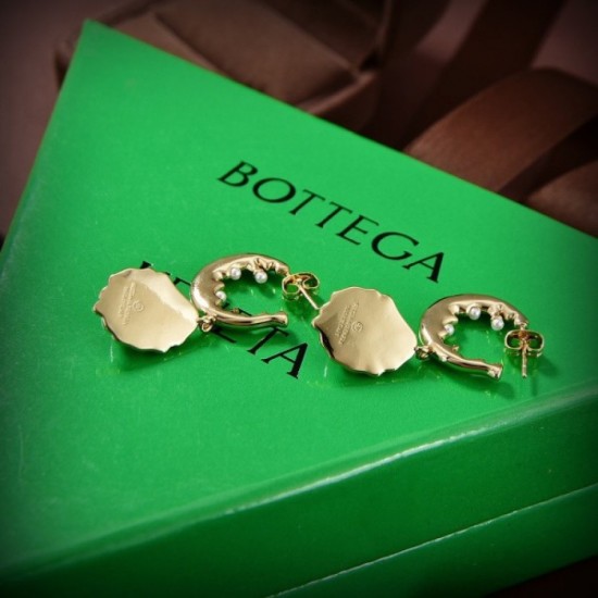 Pre-sale BOTTEGA VENETA Bottega Veneta 2022AW earrings Pre-sale BOTTEGA VENETA Bottega Veneta 2022AW earrings