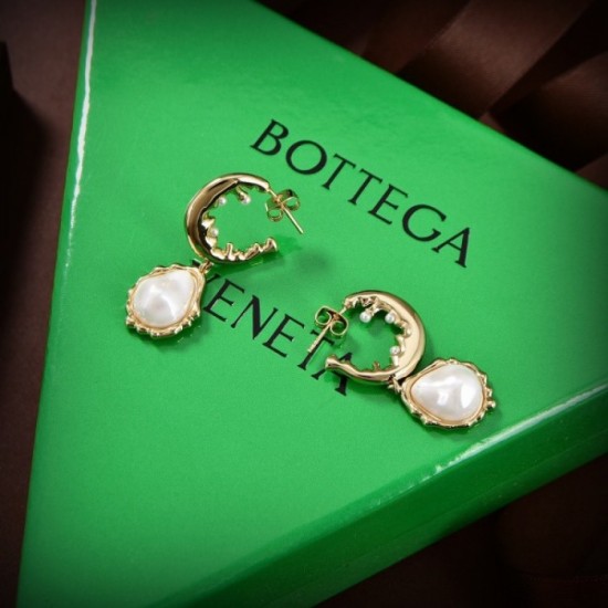 Pre-sale BOTTEGA VENETA Bottega Veneta 2022AW earrings Pre-sale BOTTEGA VENETA Bottega Veneta 2022AW earrings
