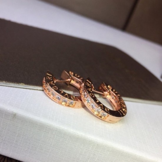 New limited edition very beautiful color 2022 BVLGARI Bvlgari earrings New limited edition very beautiful color 2022 BVLGARI Bvlgari earrings