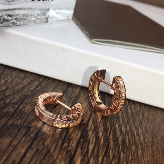 New limited edition very beautiful color 2022 BVLGARI Bvlgari earrings New limited edition very beautiful color 2022 BVLGARI Bvlgari earrings
