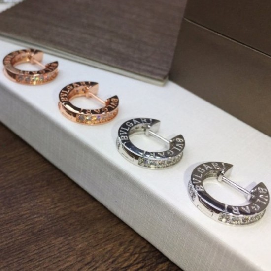 New limited edition very beautiful color 2022 BVLGARI Bvlgari earrings New limited edition very beautiful color 2022 BVLGARI Bvlgari earrings