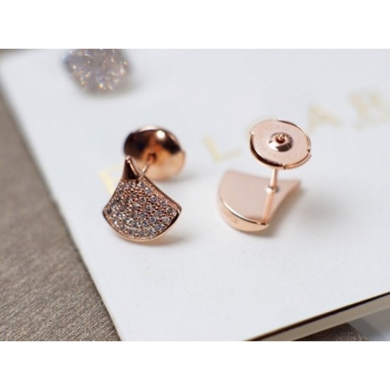 Both popular BVLGARI Bvlgari 2022AW earrings Both popular BVLGARI Bvlgari 2022AW earrings