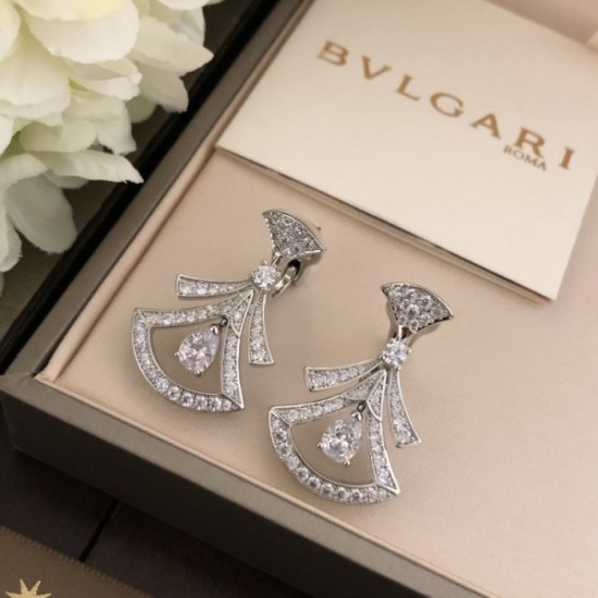 A hot item in autumn BVLGARI Bvlgari 2022AW earrings A hot item in autumn BVLGARI Bvlgari 2022AW earrings