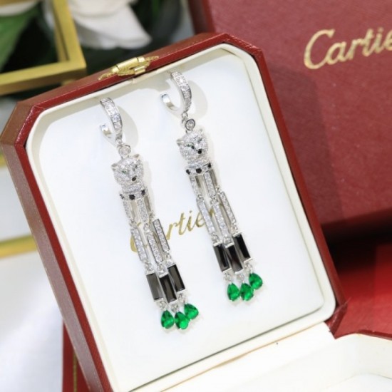 Featured design for this season 2022 CARTIER Cartier earrings Featured design for this season 2022 CARTIER Cartier earrings