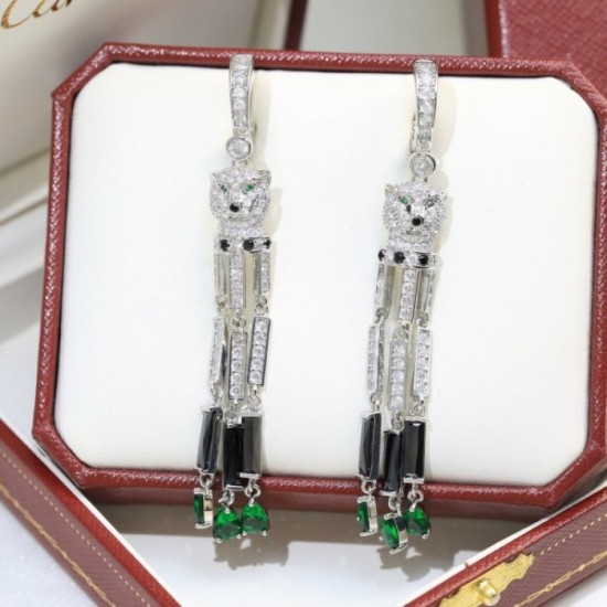 Featured design for this season 2022 CARTIER Cartier earrings Featured design for this season 2022 CARTIER Cartier earrings