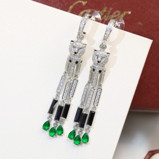 Featured design for this season 2022 CARTIER Cartier earrings Featured design for this season 2022 CARTIER Cartier earrings