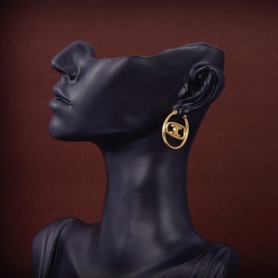 This year's popular 2022 CELINE Celine earrings This year's popular 2022 CELINE Celine earrings