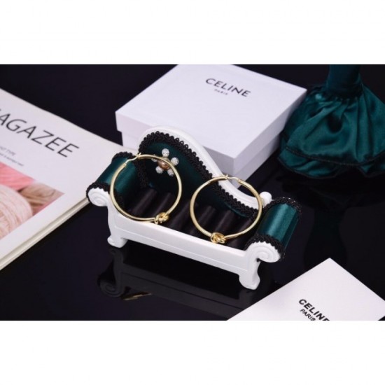 Sold out required 2022 CELINE Celine earrings Sold out required 2022 CELINE Celine earrings