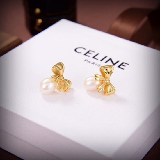 Beauty products! 2022 CELINE Celine Earrings Beauty products! 2022 CELINE Celine Earrings