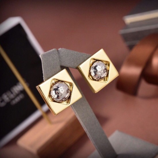 Price cut! 2022 CELINE Celine Earrings Price cut! 2022 CELINE Celine Earrings