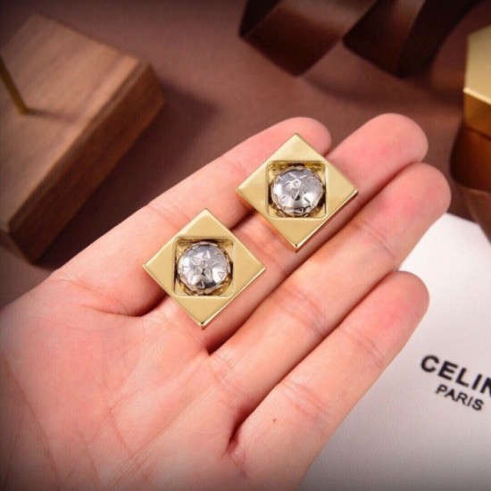 Price cut! 2022 CELINE Celine Earrings Price cut! 2022 CELINE Celine Earrings
