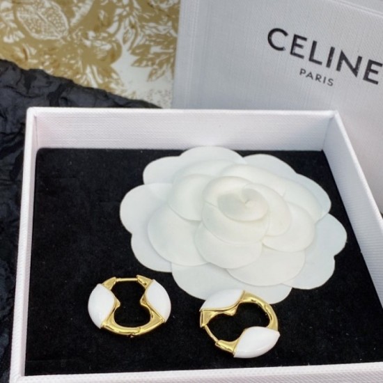 Fall/Winter latest work sold out inevitable CELINE Celine 2022AW Earrings Fall/Winter latest work sold out inevitable CELINE Celine 2022AW Earrings