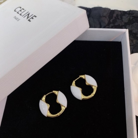 Fall/Winter latest work sold out inevitable CELINE Celine 2022AW Earrings Fall/Winter latest work sold out inevitable CELINE Celine 2022AW Earrings