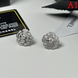Cute atmosphere 2022 CHANEL Chanel earrings