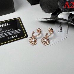 At the forefront of trends 2022 CHANEL Chanel earrings