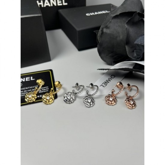 At the forefront of trends 2022 CHANEL Chanel earrings At the forefront of trends 2022 CHANEL Chanel earrings