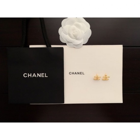 Outstanding presence 2022 CHANEL Chanel earrings Outstanding presence 2022 CHANEL Chanel earrings