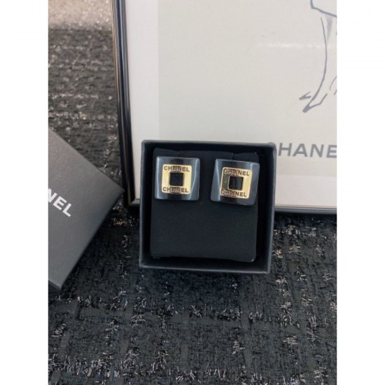 New style 2022 CHANEL Chanel earrings New style 2022 CHANEL Chanel earrings