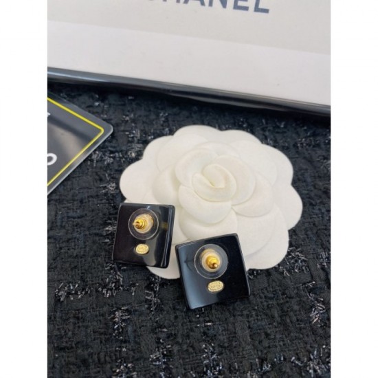 New style 2022 CHANEL Chanel earrings New style 2022 CHANEL Chanel earrings