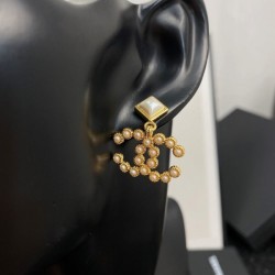 [Cheap] Luxury goods mail order 2022 CHANEL Chanel earrings