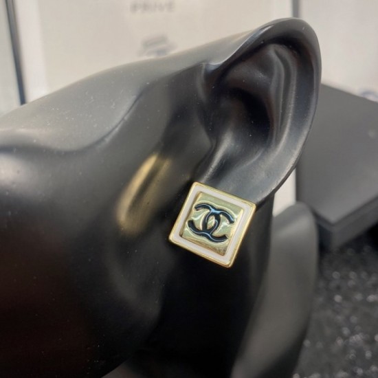NEW Tops 2022 CHANEL Chanel Earrings NEW Tops 2022 CHANEL Chanel Earrings