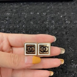 NEW Tops 2022 CHANEL Chanel Earrings