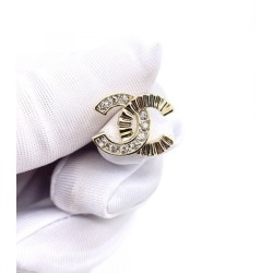 Limited quantity sale 2022 CHANEL Chanel earrings