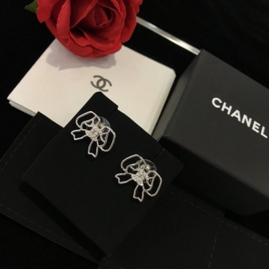 Overwhelmingly popular 2022 CHANEL Chanel earrings Overwhelmingly popular 2022 CHANEL Chanel earrings