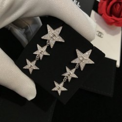 Rich color variations 2022 CHANEL Chanel earrings