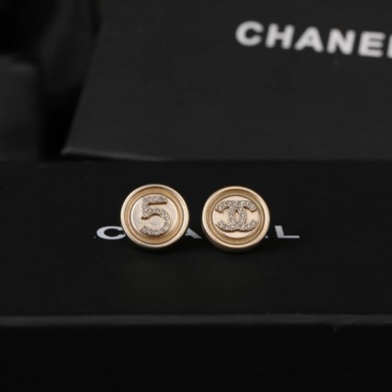 Casual mail order 2022 CHANEL Chanel earrings Casual mail order 2022 CHANEL Chanel earrings