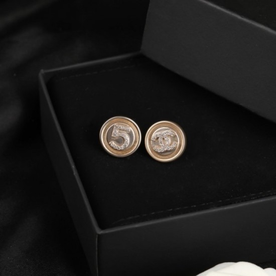 Casual mail order 2022 CHANEL Chanel earrings Casual mail order 2022 CHANEL Chanel earrings