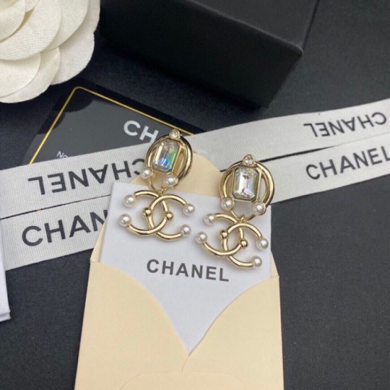 Fashion 2022 CHANEL Chanel earrings Fashion 2022 CHANEL Chanel earrings