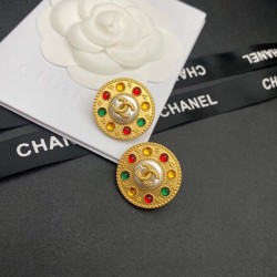 Attention point 2022 CHANEL Chanel earrings