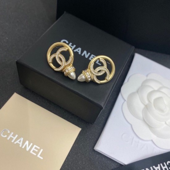 Shining luxury 2022 CHANEL Chanel earrings Shining luxury 2022 CHANEL Chanel earrings