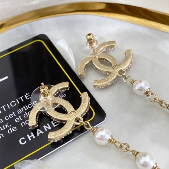 Most notable 2022 CHANEL Chanel earrings Most notable 2022 CHANEL Chanel earrings