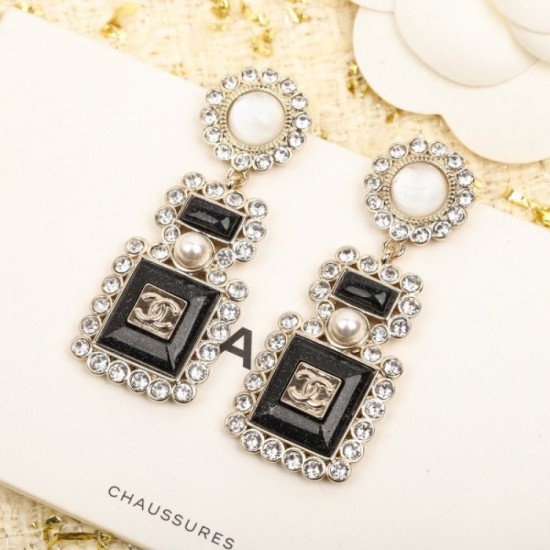 New arrival soon 2022 CHANEL Chanel earrings New arrival soon 2022 CHANEL Chanel earrings