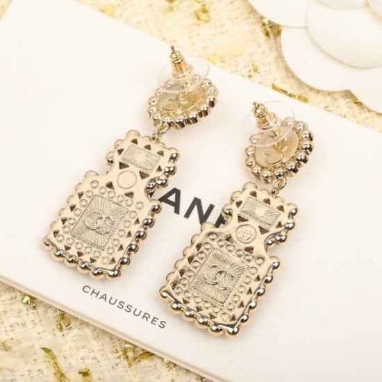 New arrival soon 2022 CHANEL Chanel earrings New arrival soon 2022 CHANEL Chanel earrings
