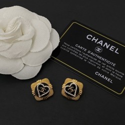 Overwhelming luxury 2022 CHANEL Chanel earrings