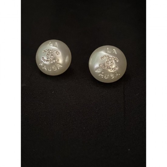 Adult-like atmosphere 2022 CHANEL Chanel earrings Adult-like atmosphere 2022 CHANEL Chanel earrings